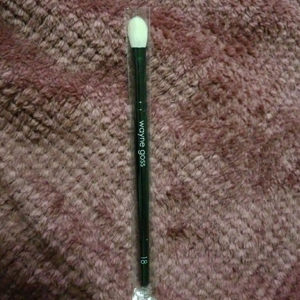 Wayne Goss Shadow Brush